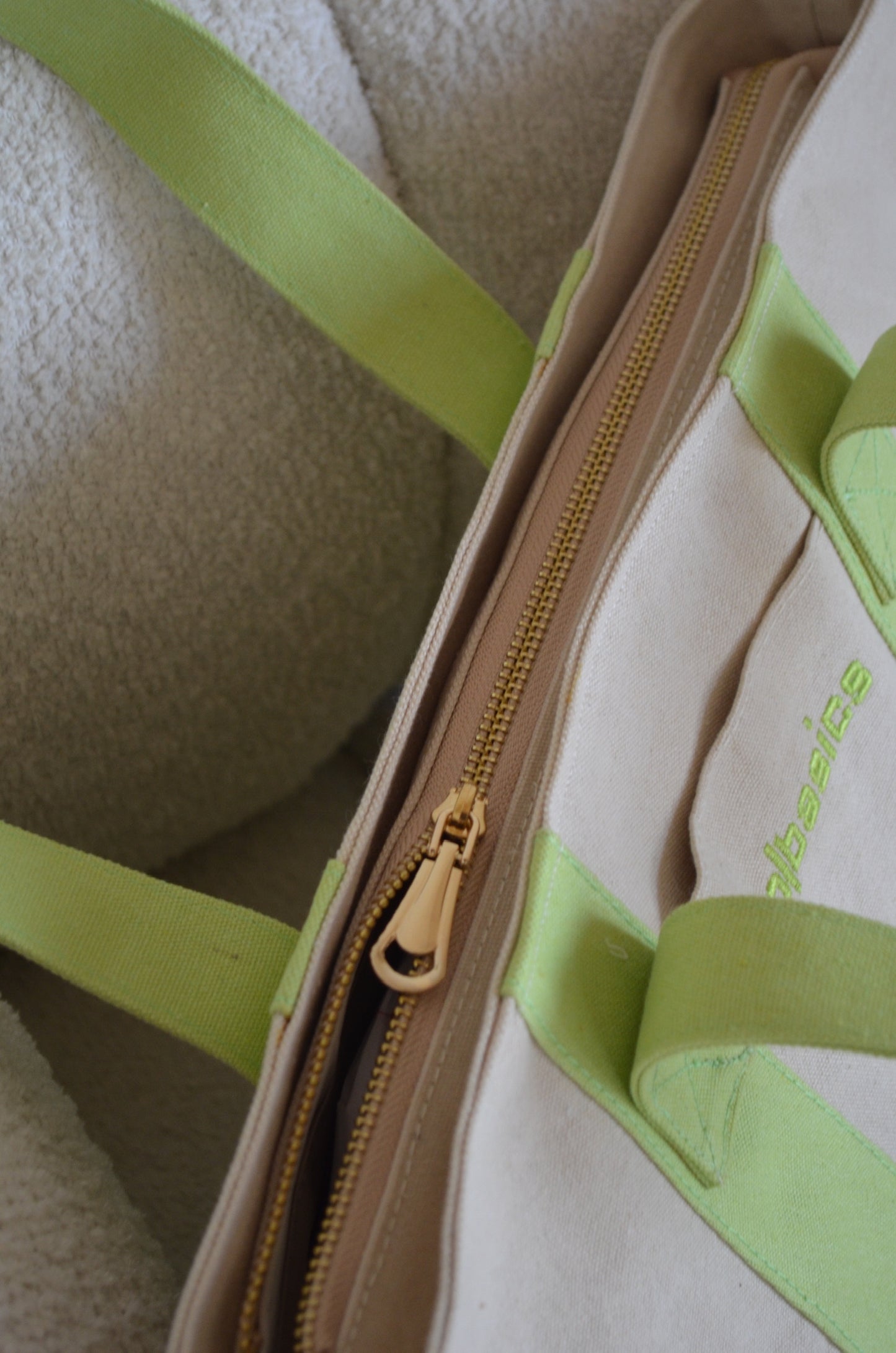 MO|Canvas Bag LIME