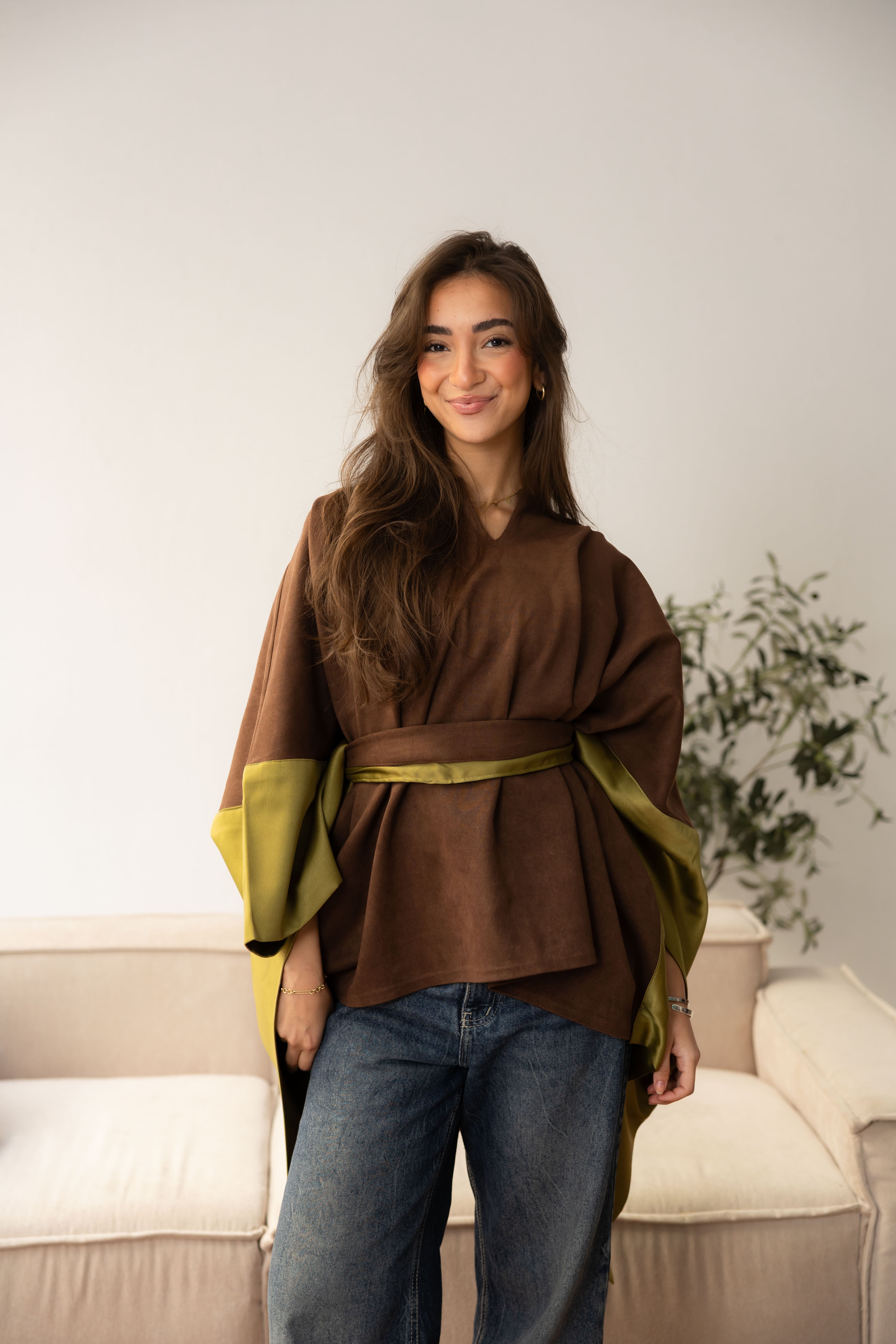 Zeina زِينّة cape top