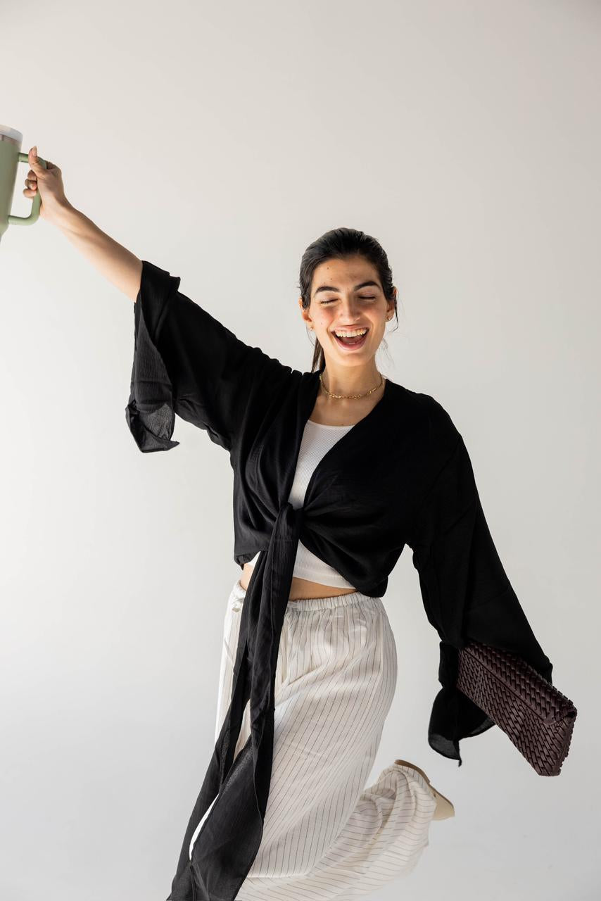 Flare Wrapp Top in BLACK